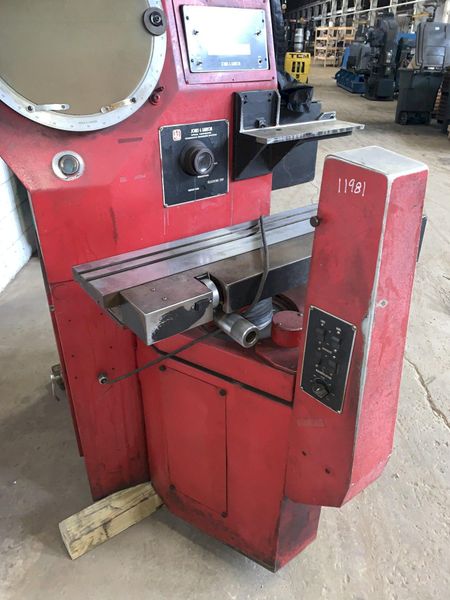 14" JONES & LAMSON OPTICAL COMPARATOR: STOCK #11981