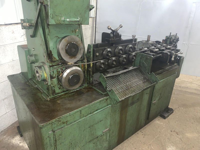 1/2" RMG MODEL SB-KS1207-02 TWO PLANE STRAIGHTENER WITH FEED: STOCK #12448