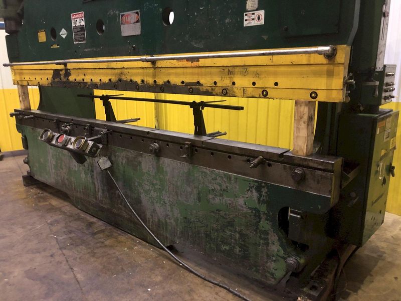 230 TON X 14' CINCINNATI MODEL #230CBX12 HYDRAULIC PRESS BRAKE: STOCK 16875
