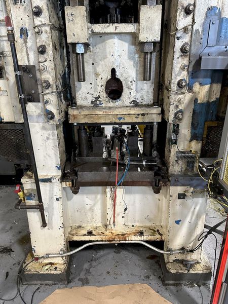 170/115 TON BLISS MODEL #4B DOUBLE ACTION TOGGLE PRESS: STOCK #20173