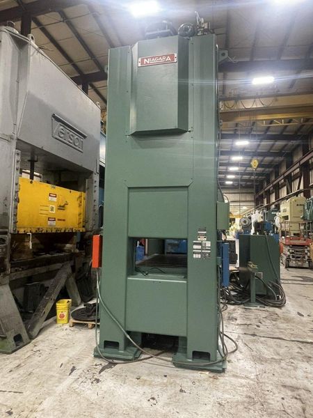 300-ton Niagara SE2-300-84-48 UH, 330 ton Straight Side Double Crank Mechanical Metal Stamping P