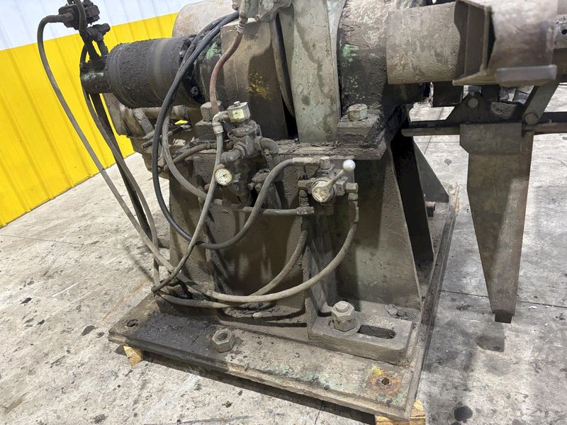 10,000 LB MCKAY MOTORIZED COIL REEL UNCOILER: STOCK #22887