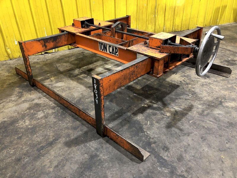 10,000 LBS X 84" X 26" TO 62" WIDE BUSHMAN ADJUSTABLE SHEET LIFTER:STOCK #18034