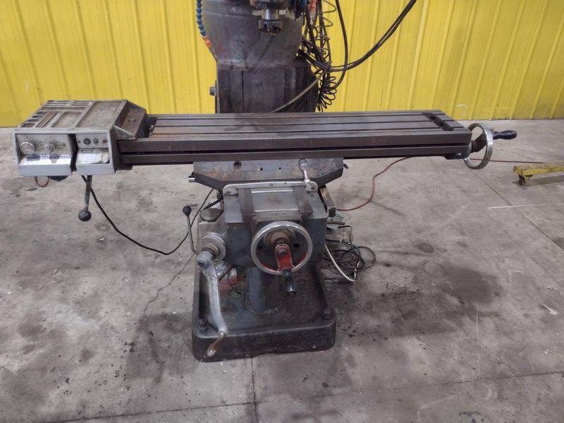 2 HP DOALL MODEL @PM-200V RAM TYPE VERTICAL MILL WITH POWER FEED & DRO: STOCK #22880