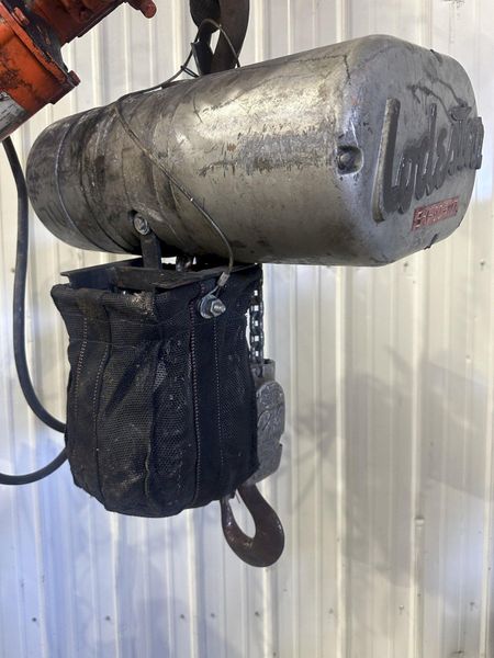 2 TON C & M LOADSTAR HOIST WITH POWER TROLLY: STOCK #78944