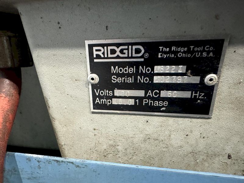2" RIDGID MODEL # 1822- I BOLT & PIPE THREADER: STOCK #77605