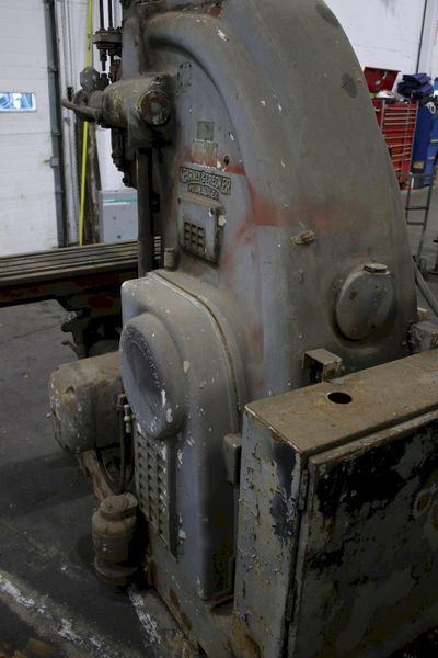 KEARNEY & TRECKER MODEL 210 CH VERTICLA MILL: STOCK #756532