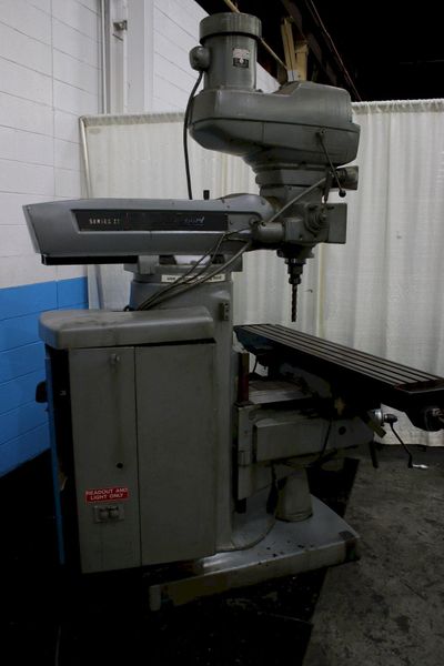 4 HP BRIDGEPORT SERIES II VERTICAL MILL: STOCK #75197