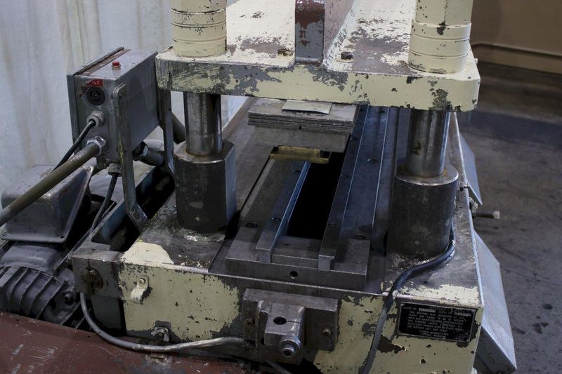 25 TON TISHKEN MODEL #C0-8-4 NOTCHING PRESS: STOCK #75072