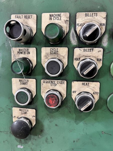 550 kW AMERICAN INDUCTION HEATING CORP (1999)  INDUCTION HEATER POWER SOURCE & CONTROLS: STOCK #
