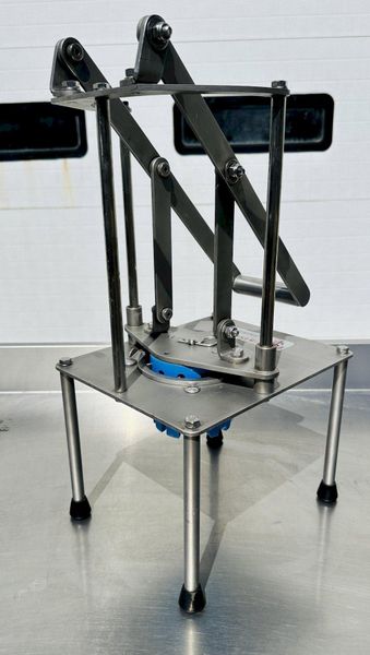TS Designs  |  Single 12 Slice Manual Heavy Duty Stainless Steel Slicer/Wedger