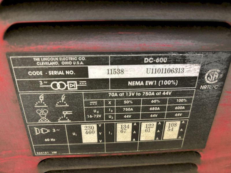 LINCOLN ELECTRIC WELDING MANIPULATOR SYSTEM: IDEALARC DC600 WELDER, NA-5 CONTROLLER, AND WELDING