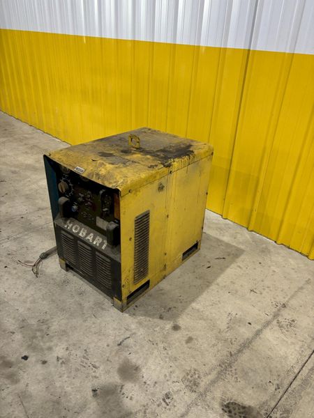 300 AMP HOBART MODEL #RC301 WELDER POWER UNIT: STOCK #20113
