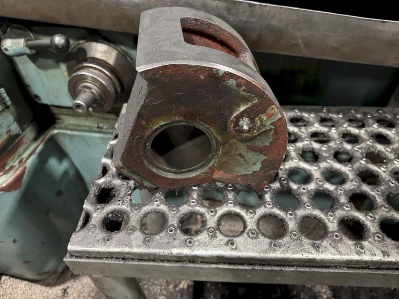 1600mm Tos F016 Vertical Gear Hobbing Machine