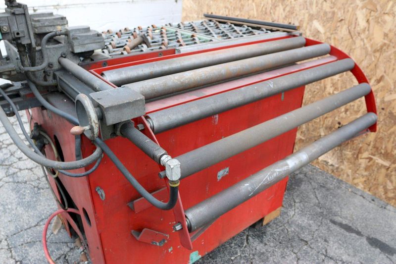 30" X .040 DALLAS EQUIPMENT AIR FEEDER  STOCK #68883