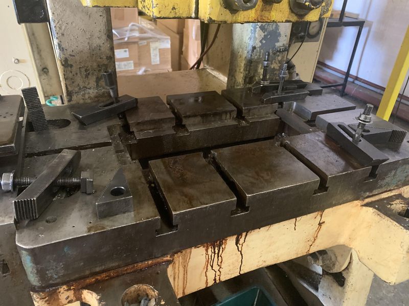 35 TON V & O HI-SPEED OBI PRESS; 2" STROKE X 250 SPM: STOCK #10110