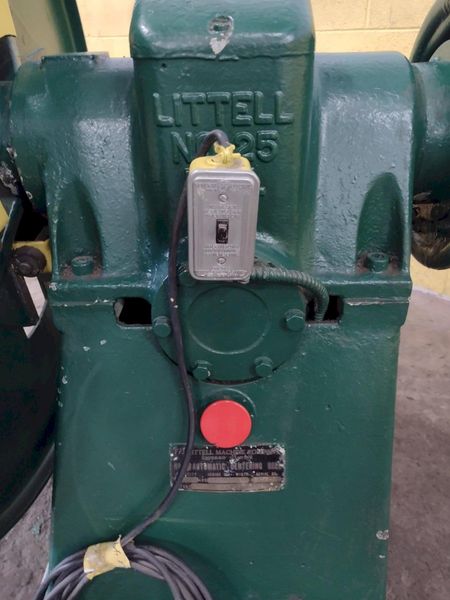2500 LBS  x 18" LITTELL MODEL #25 PULL OFF COIL REEL UNCOILER: STOCK #16503