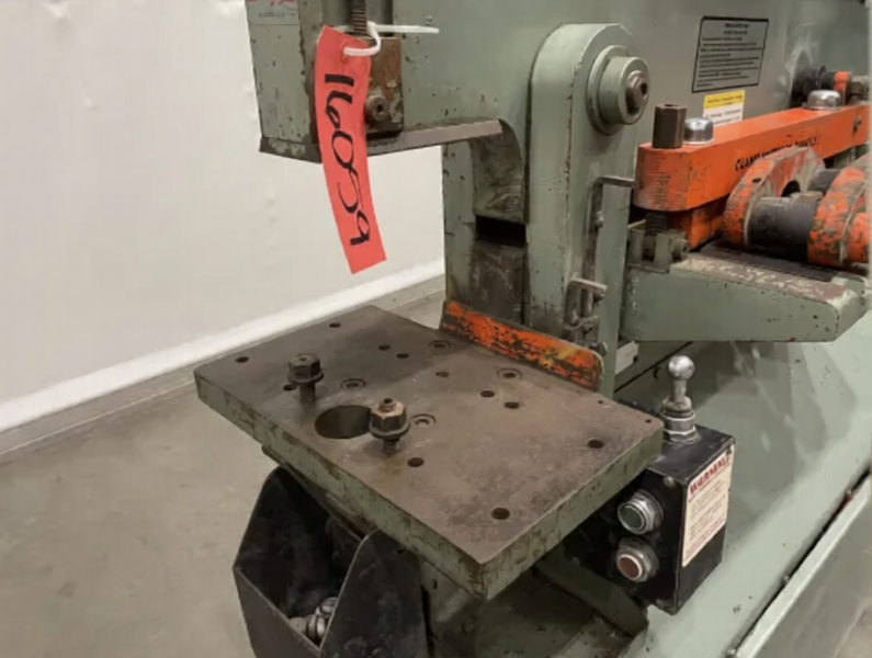 Piranha Model P-50 Ironworker