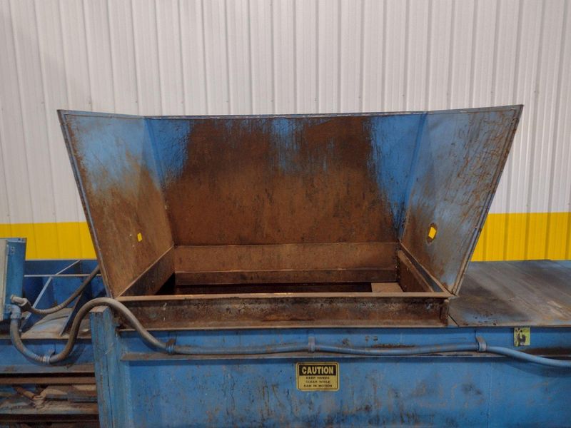 30" X 40" KMF MODEL 3040L CLOSED END HYDRAULIC HORIZONTAL BALER: STOCK #17911