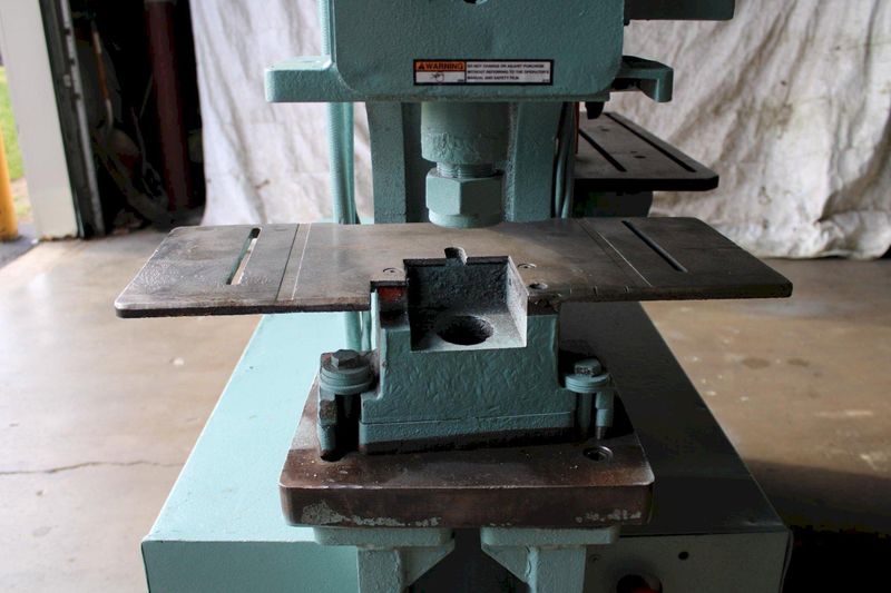 85 TON SCOTCHMAN IRONWORKER