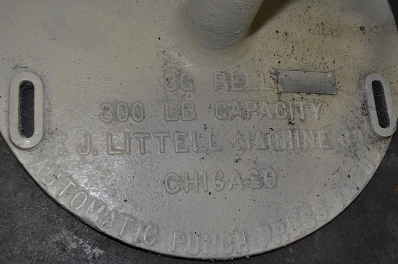 300 LB X 8" LITTELL UNCOILER