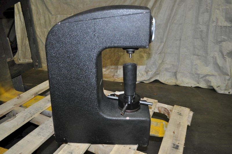 Rockwell Hardness Tester