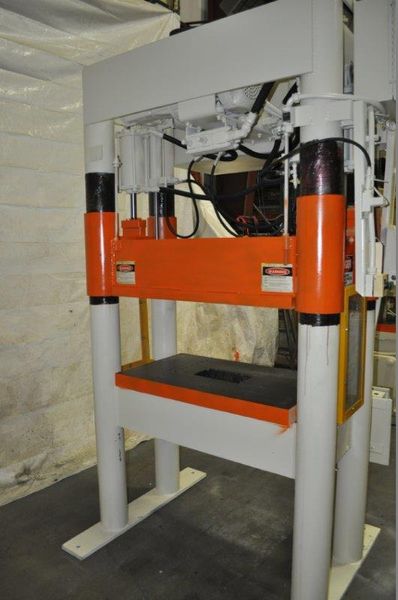 31 TON BECKWOOD HYDRAULIC PRESS