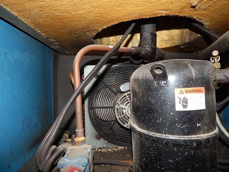 300 SCFM HANKINSON REFRIGERATED AIR DRYER
