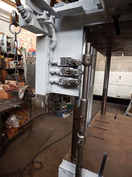 25 TON KEYSTONE 4 POST UP-ACTING HYDRAULIC TRIM PRESS