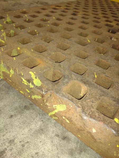 60" X 60" X 5" ACORN TABLE: STOCK #22220