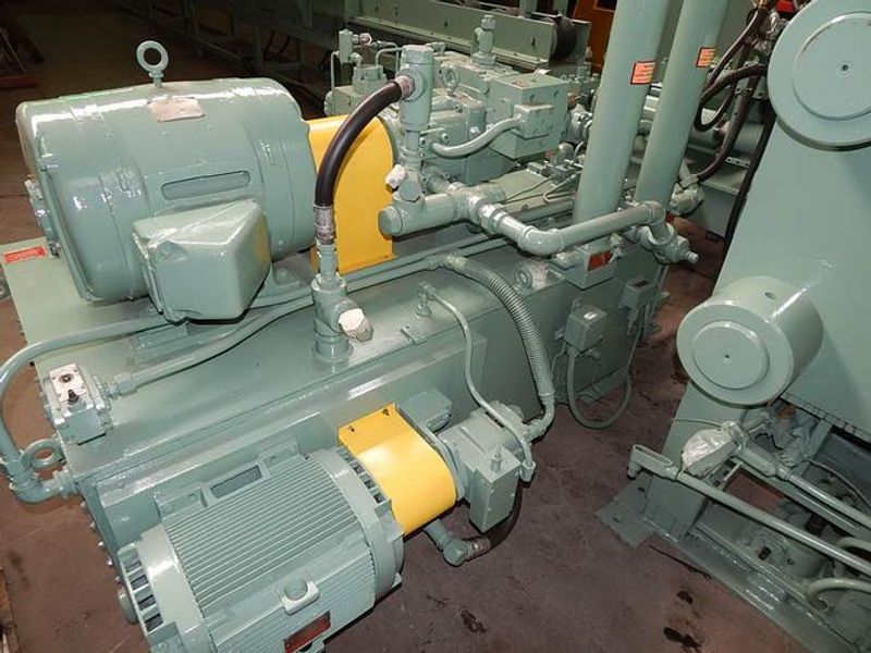800 TON BEMCOR "LITTLE SLUGGER" HYDRAULIC SHEAR