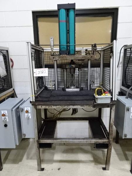 4 TON TOX PRESSOTECHNIK