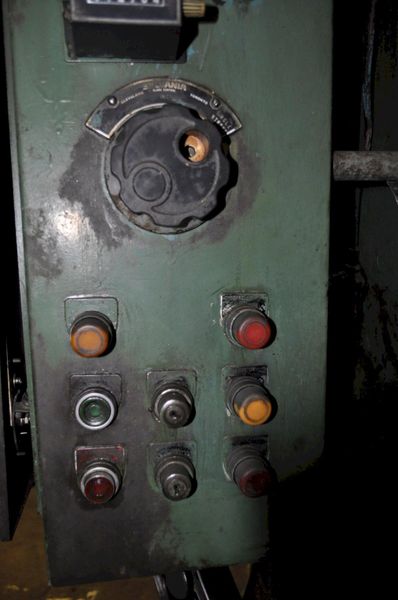 400 TON BLISS KNUCKLE JOINT PRESS