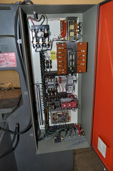 36" DOALL VERTICAL BANDSAW