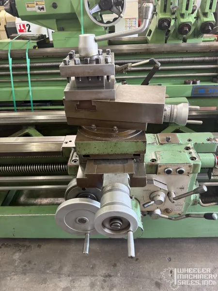 VICTOR 32160HD Heavy Duty Engine Lathe #8288