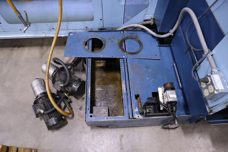 Matsuura ES-450HZ Horizontal Machining Center, Fanuc Series 18i-M Control, BT 40 Taper, 2 Station Pallet Changer- Auction Item