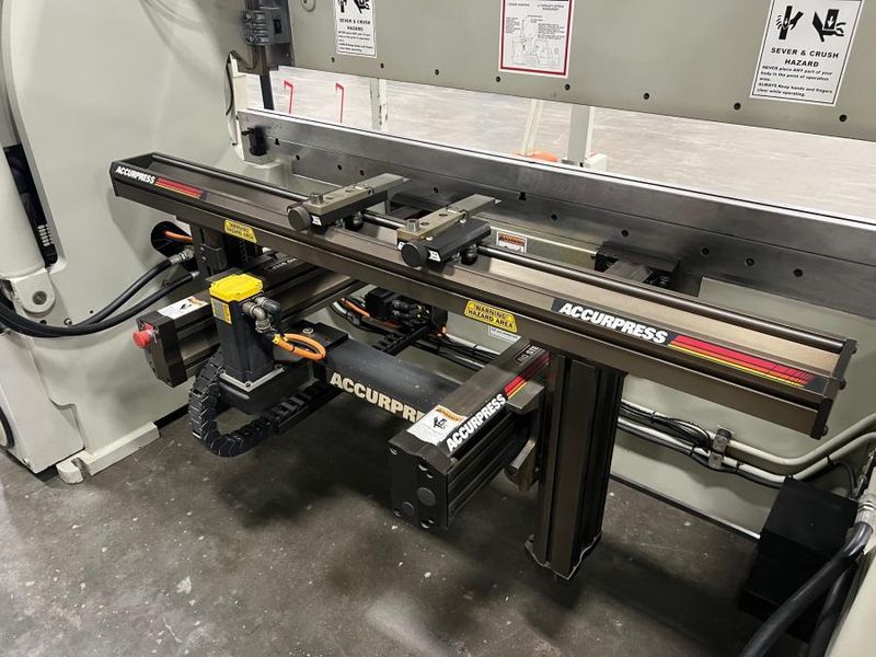 2007 Accurpress 71008 Press Brake (#6040)