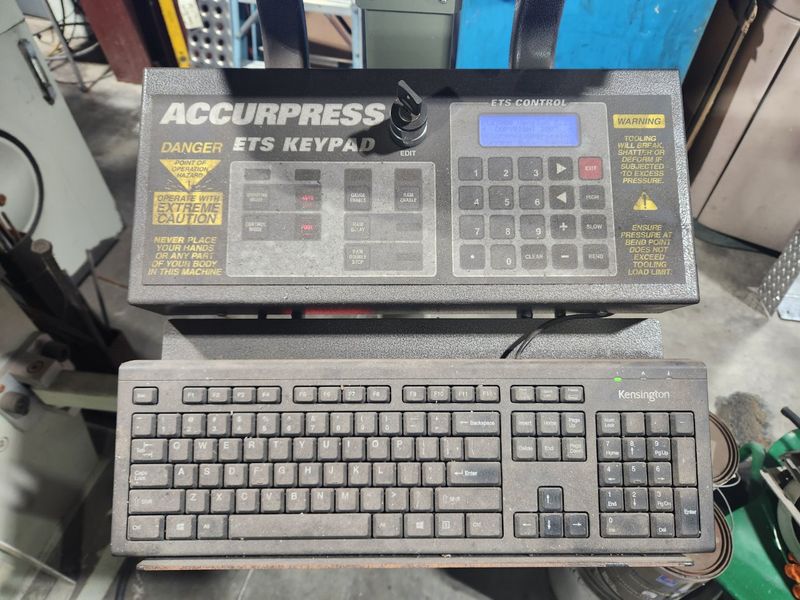 Accurpress 717512 175 Ton x 12′ CNC Press Brake (2016)