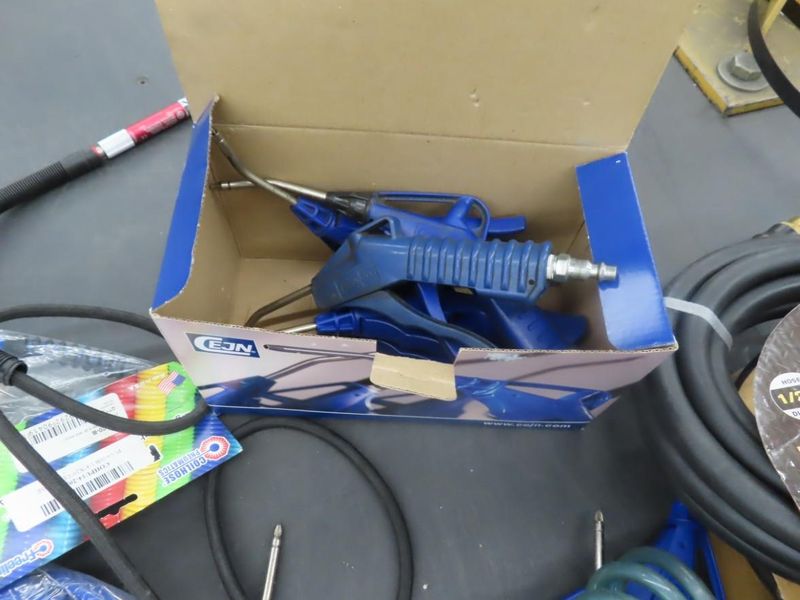 Air Guns, Hoses and More!- Auction Item