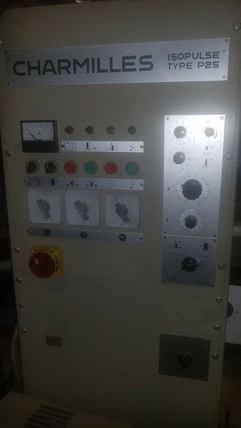 EQUIPPED WITH  ISOPULSE TYPE 25, SONY DRO, 220/3PH, LISTA CABINET & BASE Not under power 2nd owner