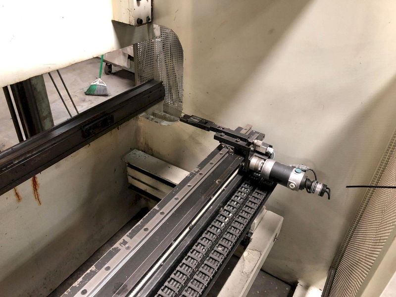 120 Ton x 10' Durma HAP30120 CNC Hydraulic Press Brake