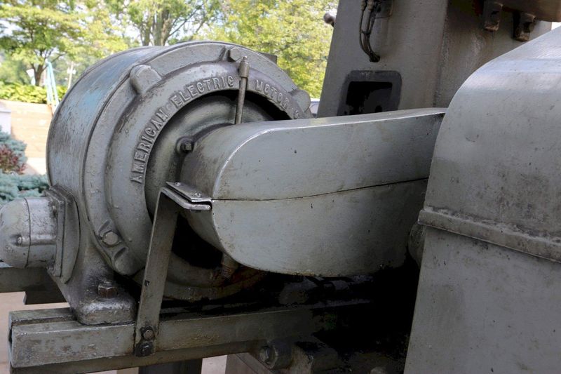 3' X 24' MITTS & MERRILL MODEL #5 KEYSEATER: STOCK #70537