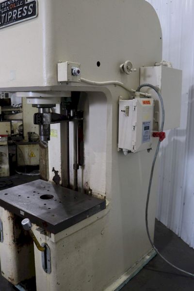 25 TON DENISON HYDRAULIC C FRAME PRESS: STOCK #72999