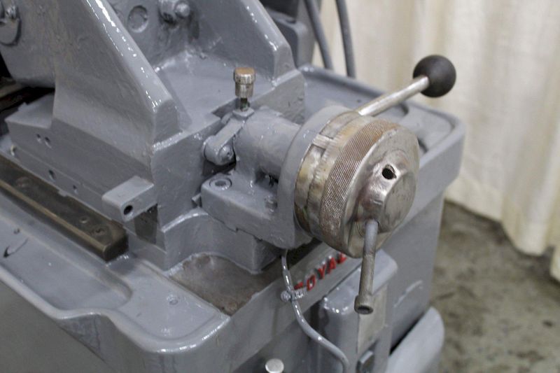 ROYAL MASTER CENTERLESS GRINDER: STOCK #71711