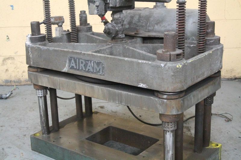 12 TON AIRAM 4 POST PNEUMATIC CUTOFF PRESS: STOCK #65978