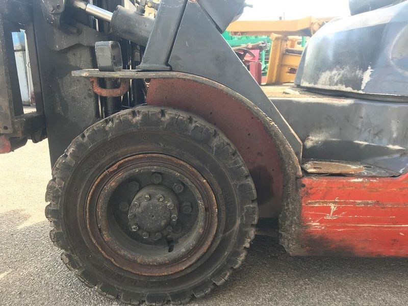 4800 LBS TOYOTA GAS FORKLIFT: STOCK #63859