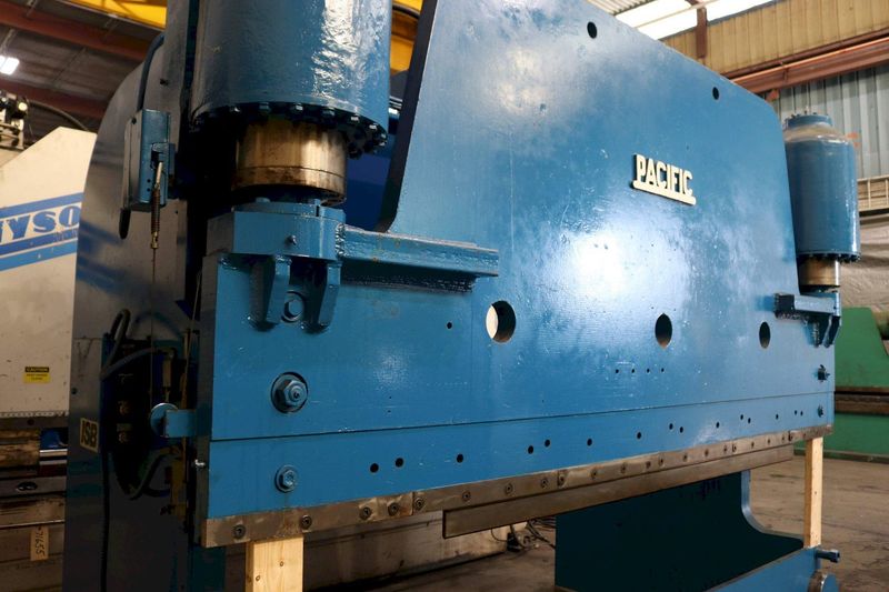 400 TON X 12' PACIFIC HYDRAULIC PRESS BRAKE: STOCK #61809