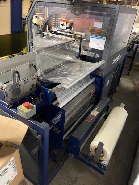 Lantech SW-1000 Intermittent Motion Belt Feed Side Seal Wrapper w/ Lantech ST-900 Heat Tunnel