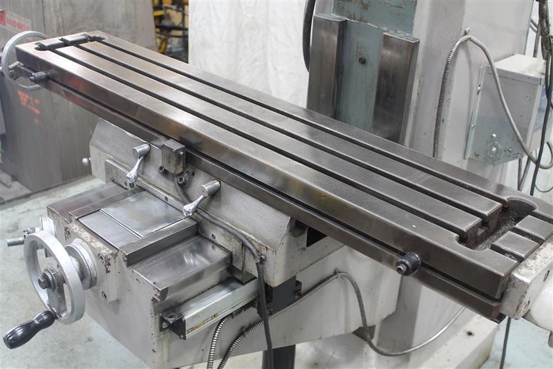 2 HP SUPERMAX RAM TYPE VERTICAL MILL: STOCK #62476