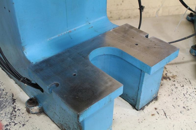 15 TON AIR HYDRAULICS C-FRAME PRESS: STOCK #63783